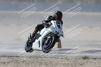 media/Oct-02-2025-Racers Edge (Thu) [[2c91cb6ab3]]/3-B Group/Session 2-Turn 14 (11am)/